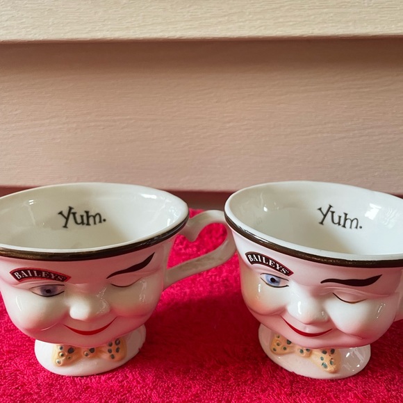 Two Baileys Irish Cream Winking Face Coffee Cup  with yellow and Blue Bow Ties - Picture 1 of 3